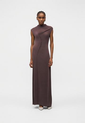 Платье макси