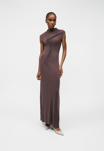 Платье макси