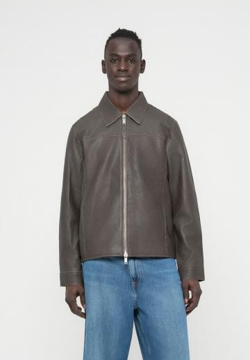 Кожаная куртка