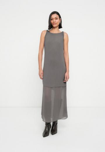 Длинное платье