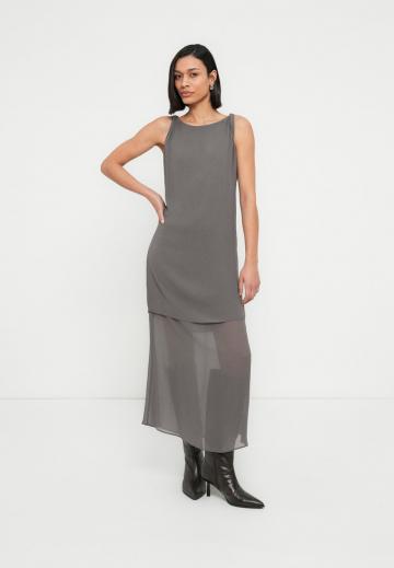 Длинное платье