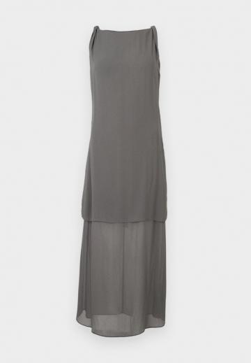 Длинное платье