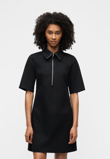 Короткое платье