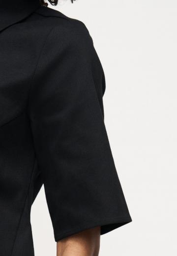 Короткое платье