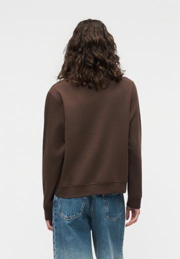 Пуловер с воротником поло