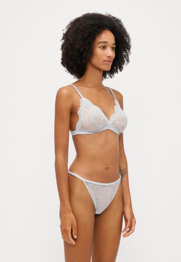 Бюстгальтер без косточек