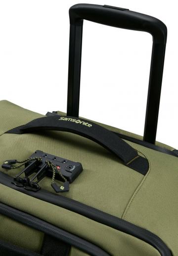 Чемодан на колесах