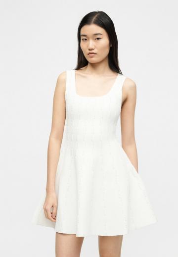 Короткое платье