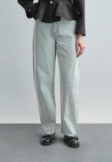 Джинсы бойфренда