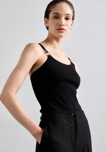 Топ на бретельках