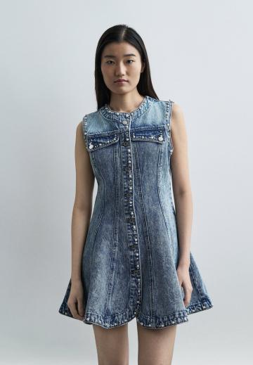 Джинсовый комбинезон