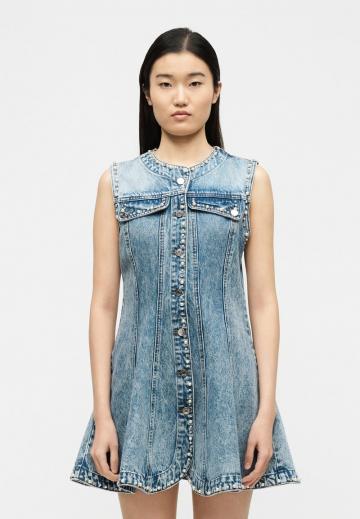 Джинсовый комбинезон