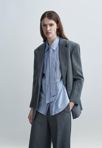 Длинный блейзер