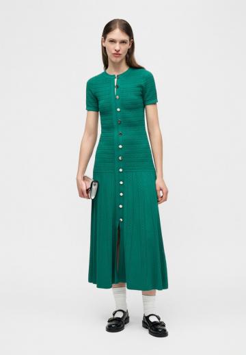 Вязаное платье