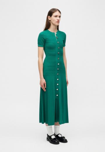 Вязаное платье