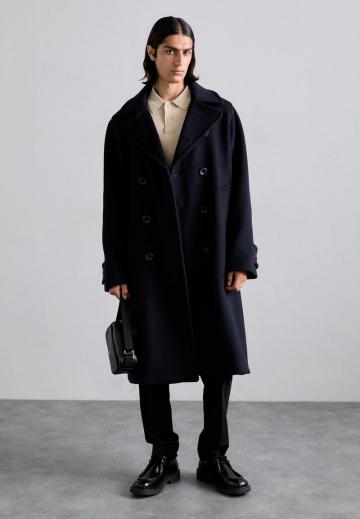 Шерстяное пальто