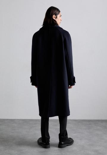 Шерстяное пальто