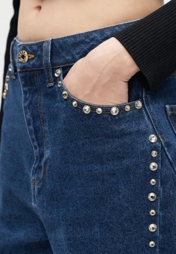 Свободные джинсы