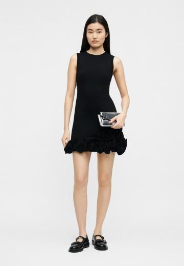 Короткое платье