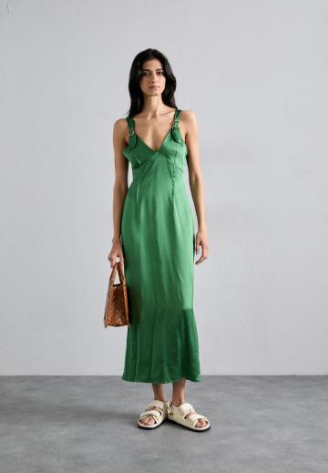 Коктейльное платье