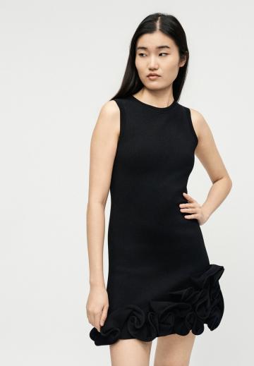 Короткое платье