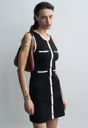 Вязаное платье