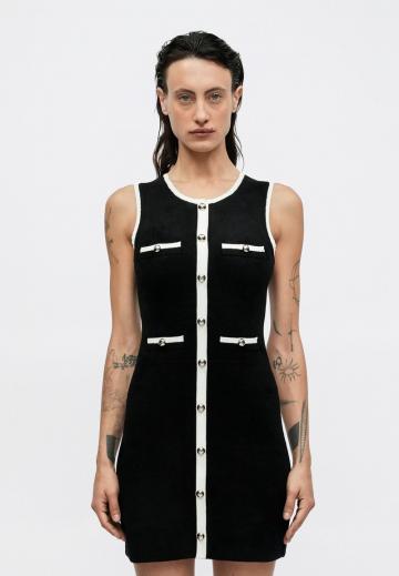 Вязаное платье