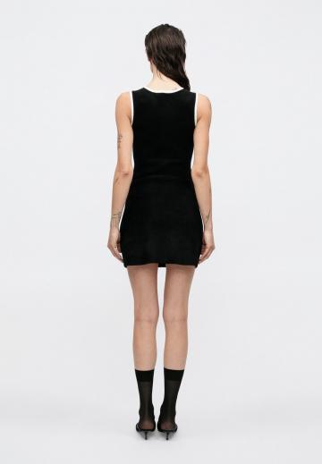 Вязаное платье