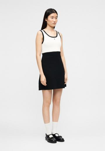 Короткое платье