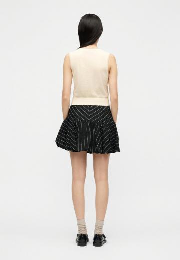 Пуловер без рукавов