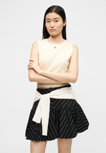 Пуловер без рукавов