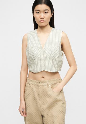 Короткая куртка