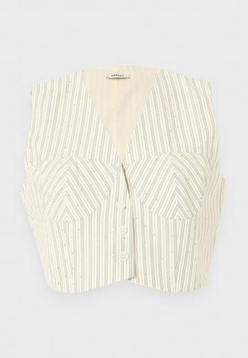 Короткая куртка