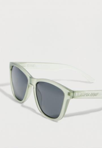 Солнечные очки