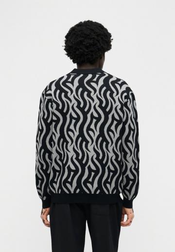 Вязаная кофта