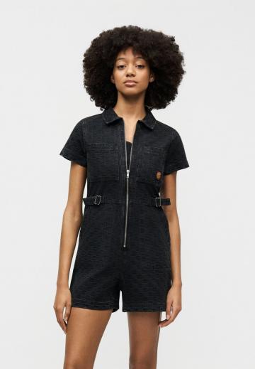 Джинсовый комбинезон