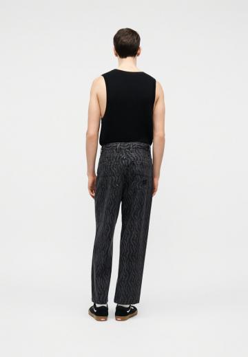 Свободные джинсы