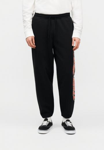 Спортивные штаны