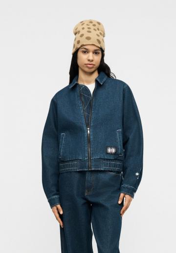 Джинсовая куртка