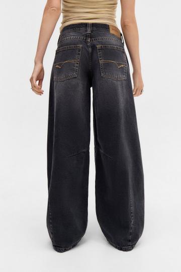 Свободные джинсы