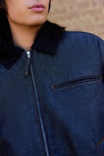 Джинсовая куртка