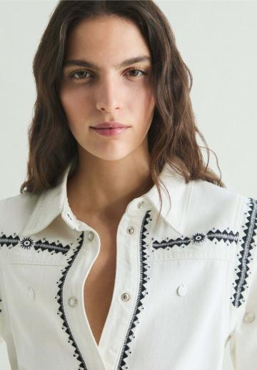 Джинсовая блузка