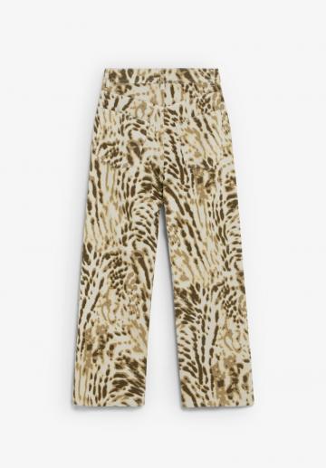 Прямые джинсы