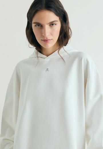 Пуловер с капюшоном