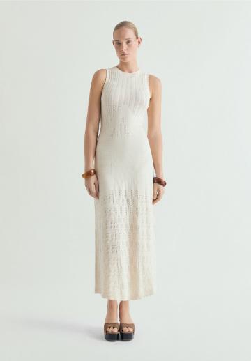 Вязаное платье