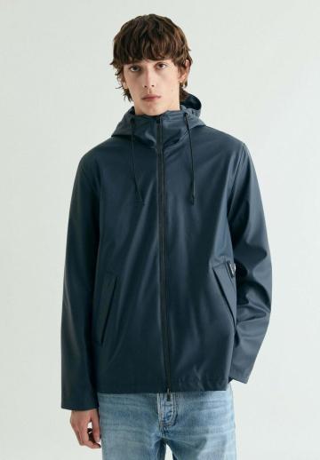 Куртка-дождевик