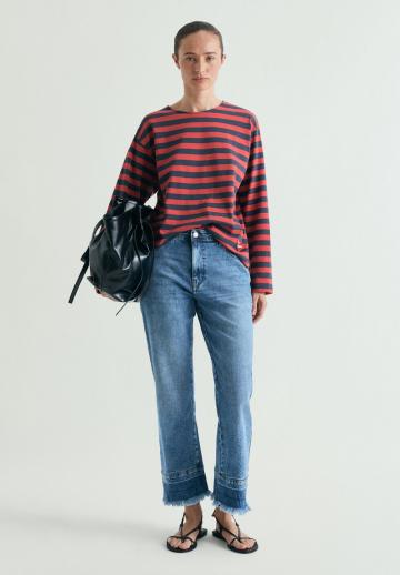 Свободные джинсы