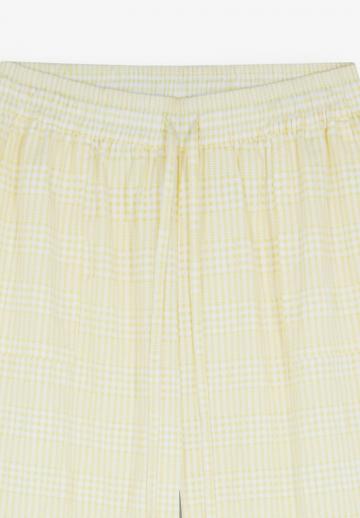 Брюки с накладными карманами