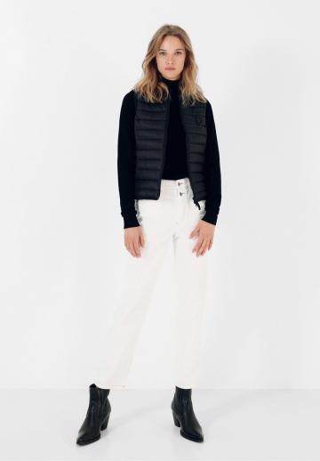 Пуховой жилет