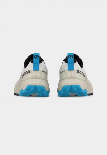 Беговые кроссовки